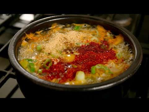Soybean Sprout Soup with Rice (Kongnamul-gukbap)