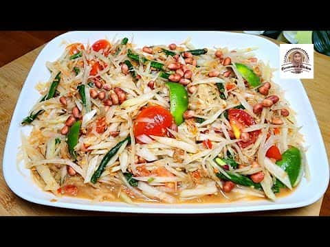 Som Tam (Salad Pepaya Muda Mentah ala Thailand)