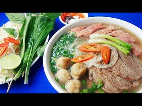 Phở bò tái nạm