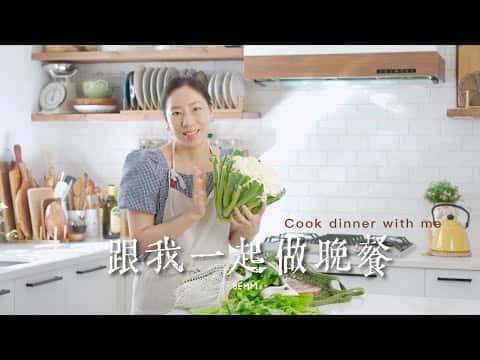 綜合家庭晚餐：紅燒肉、乾鍋花菜、涼拌豆乾、清炒莕菜、青菜蛋花湯