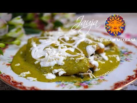 Enchiladas Verdes con Costra de Queso y Pollo