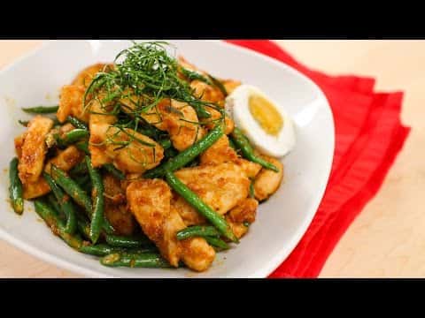 Pad Prik King (Thai Red Curry Chicken & Long Beans)