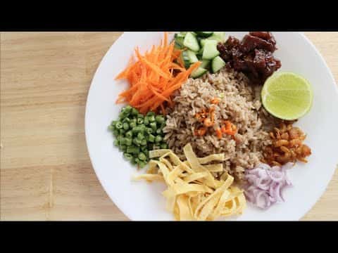 Shrimp Paste Fried Rice (Kao Kluk Gapi)