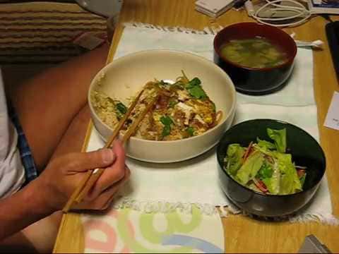 パンツマンのカツ丼