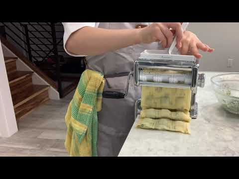 Homemade Spinach and Ricotta Ravioli