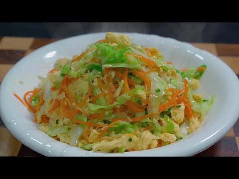 家常小炒包菜炒胡蘿蔔絲雞蛋
