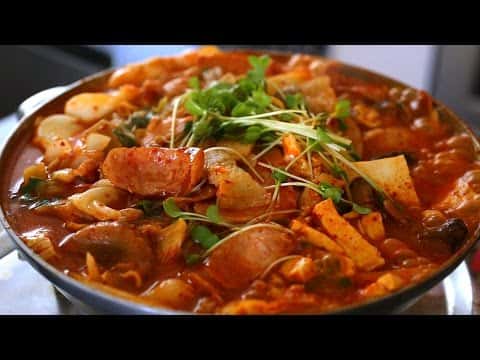Army base stew (Budae-jjigae)