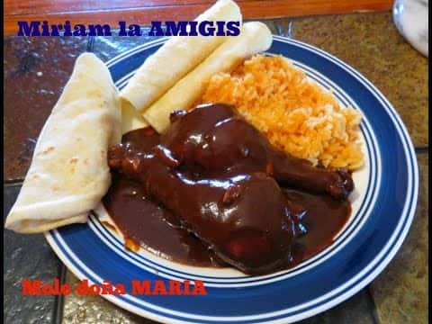 Mole con pollo fácil y rico