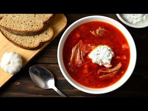 Классический красный борщ с говядиной