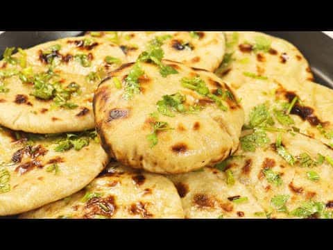 गेहूं के आटे से बना स्वादिष्ट तवा बटर नान