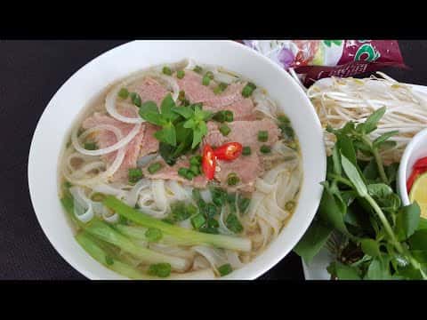 Phở bò ăn liền