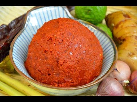 Thai Red Curry Paste (Nam Prik Gaeng Phed)