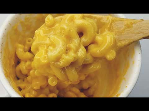 Microwave Mac and Cheese in a Mug