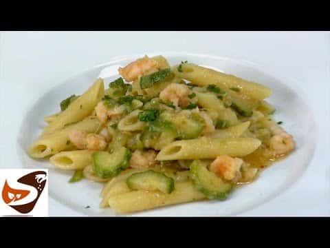 Pasta con zucchine e gamberi