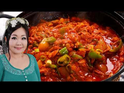 Easy Spicy Tuna Stew (Chamchi-jjigae)
