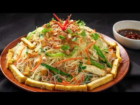 Bún gạo xào chay