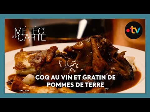 Coq au vin traditionnel et gratin de pommes de terre