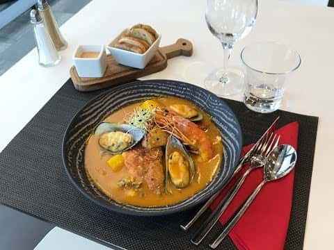 Marmite du pêcheur façon Bouillabaisse