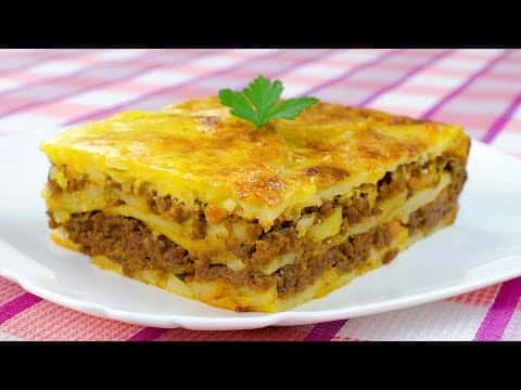 Musaca de cartofi cu carne tocată