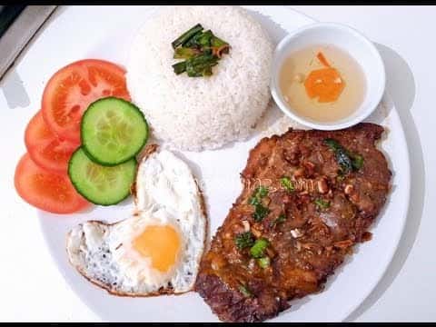 Vietnamese Grilled Pork Chop with Broken Rice and Sunny-Side-Up Egg (Cơm Tấm Sườn Nướng Trứng Ốp-La)