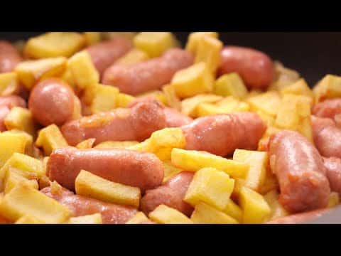 Salchichas al Vino con Patatas
