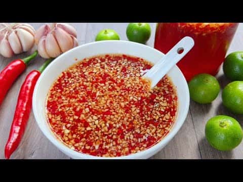 Nước mắm chua ngọt sánh kẹo