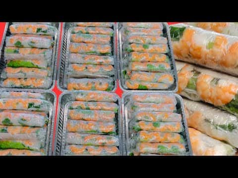 Gỏi cuốn tôm thịt đặc biệt và tương chấm bơ đậu phộng