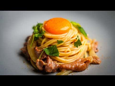 焼き鳥缶で作る簡単親子丼パスタ