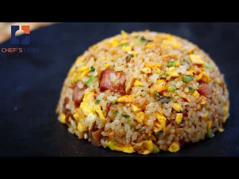 Traditional Japanese Fried Rice (Yakimeshi)