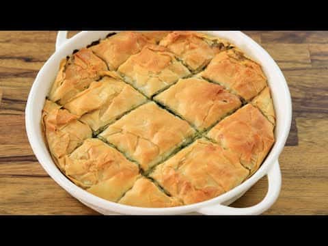Greek Spinach Pie (Spanakopita)