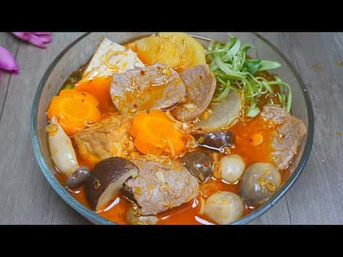 Bún bò Huế chay