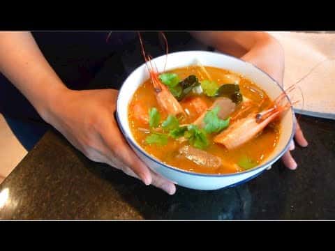 Tom Yum Goong (Thai Spicy & Sour Shrimp Soup)