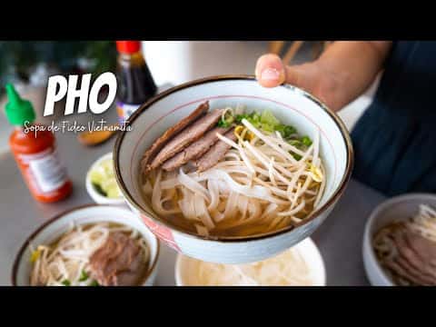 Sopa de Fideo de Res Vietnamita (Pho)