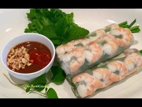 Vietnamese Pork and Shrimp Spring Rolls (Gỏi Cuốn)