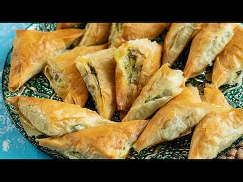 Spanakopitakia (Greek Spinach Pie Triangles)