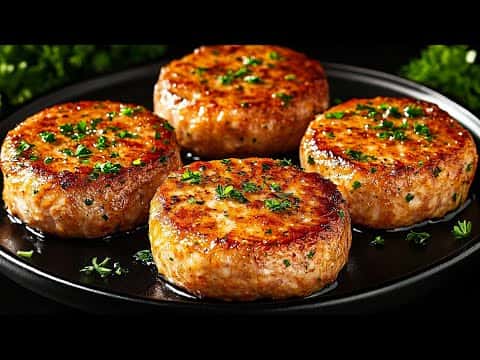 Thunfischfrikadellen mit Kartoffelpüree und cremiger Soße