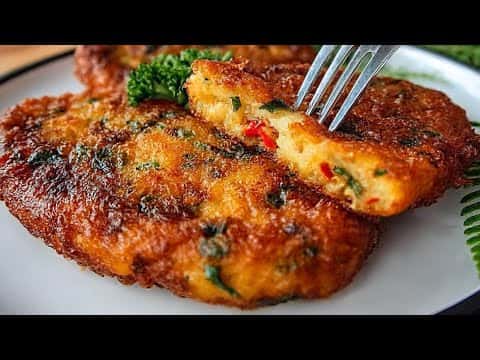 Knusprige Kartoffelschnitzel mit Feta, Paprika und Dip