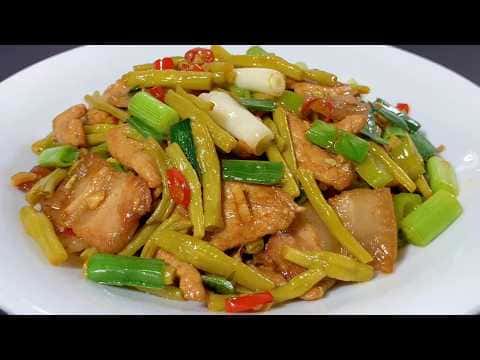 酸豆角炒肉片