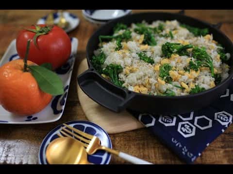 蒜香小魚拌飯